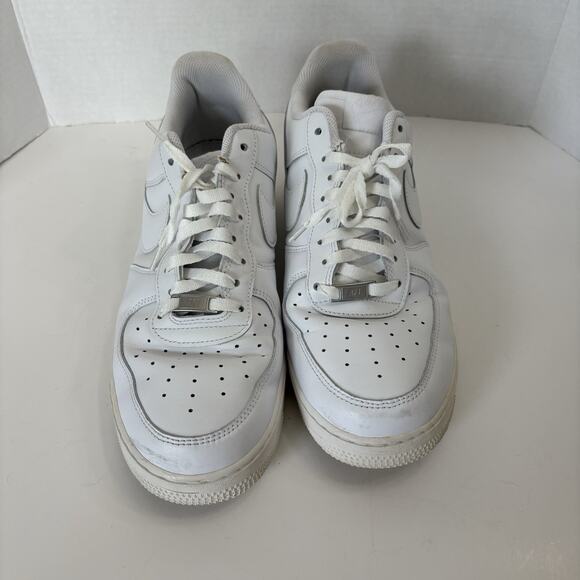 Nike‎ Air Force 1 '07 Low top Triple White Shoe- US Size 12- CW2288-111 - Picture 2 of 10